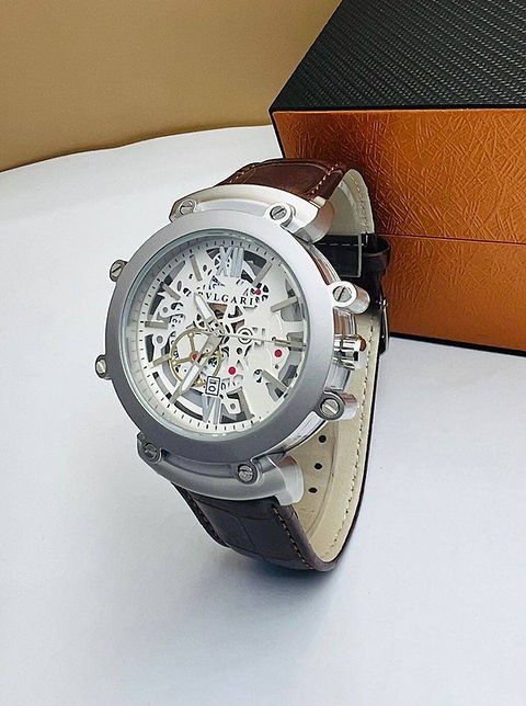 Montre BVlGARI Fond-blanc
